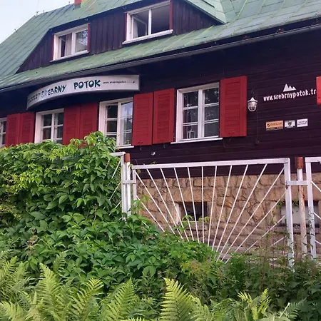 Schronisko Srebrny Potok *