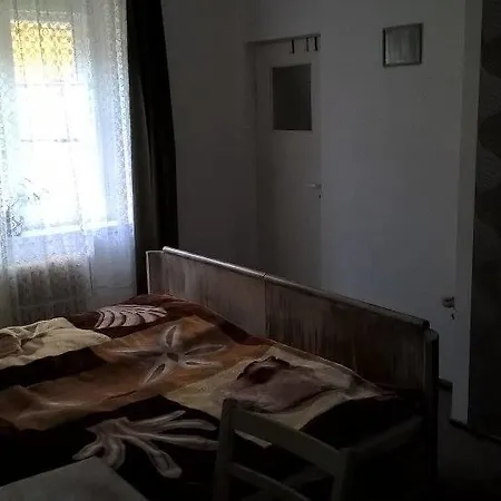 Schronisko Srebrny Potok Lubawka