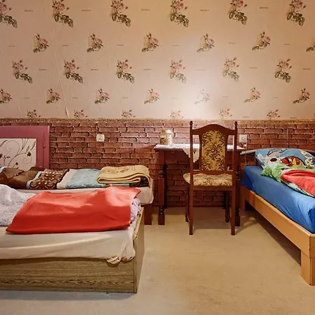 Schronisko Srebrny Potok *