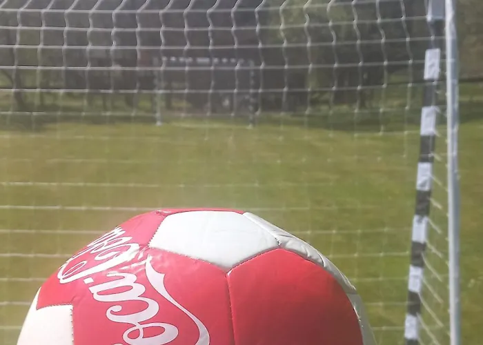 לינה וארוחת בוקר Schronisko Srebrny Potok