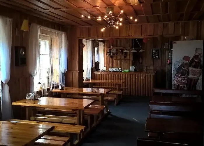 לינה וארוחת בוקר Schronisko Srebrny Potok