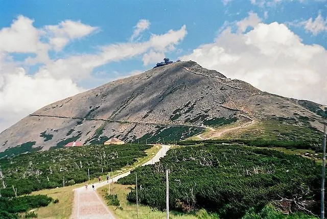 Schronisko Srebrny Potok לינה וארוחת בוקר *